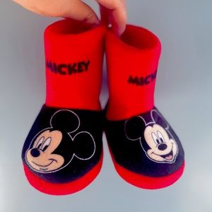 Toddler boy Mickey Mouse slippers